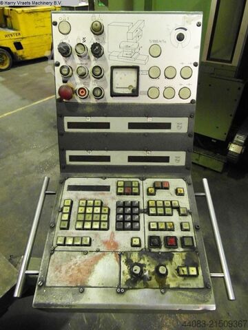 Universal Milling Machine MAHO MH-C 2000