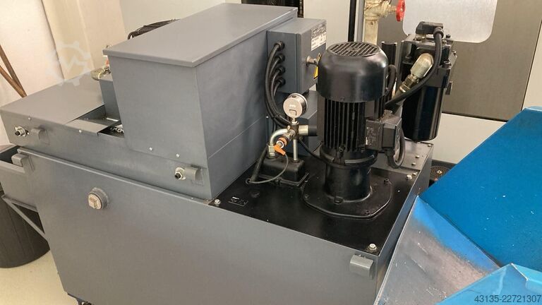 Universal machining center MT EVO UE110-5A