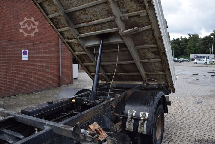 Tipper van MAN L2000  8.153 Meiller Kipper 2xAHK HU 04-27