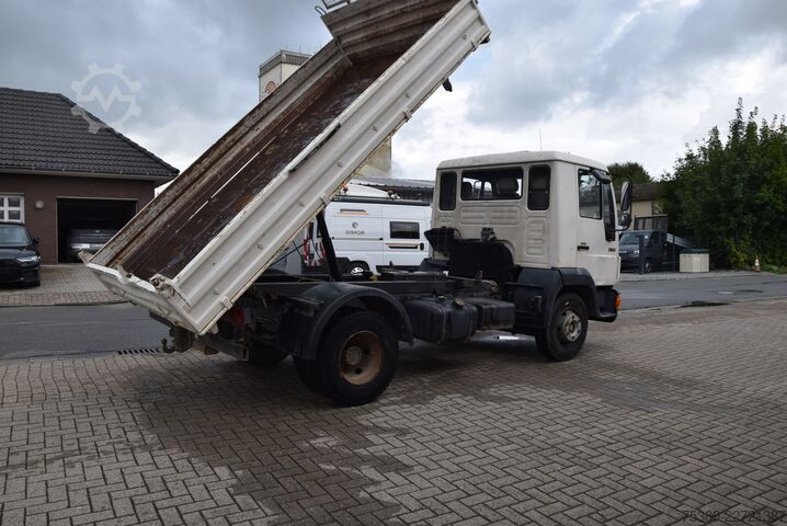 Tipper van MAN L2000  8.153 Meiller Kipper 2xAHK HU 04-27