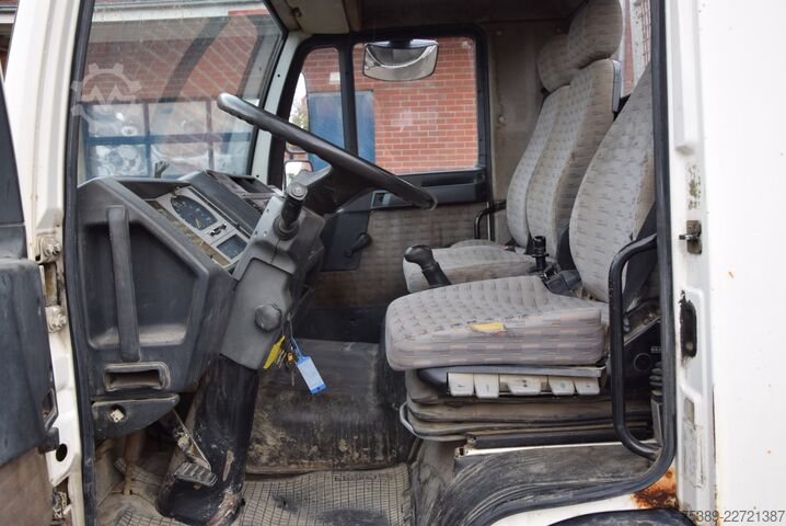 Tipper van MAN L2000  8.153 Meiller Kipper 2xAHK HU 04-27