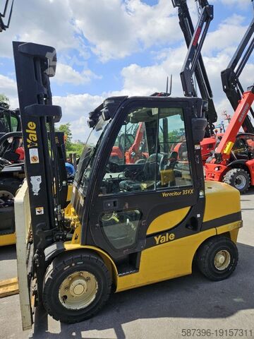 Diesel Forklift Yale GPD35VX