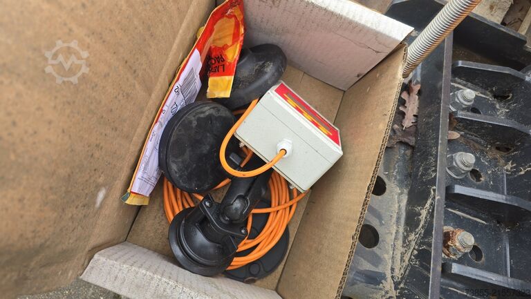 Kleingeräte Package 1x Adler ST-E 200L (2013); 1x Tuchel TS 120I (2018)