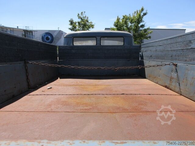 Pick-up van mercedes-benz 710 Kipper Rundhauber AHK