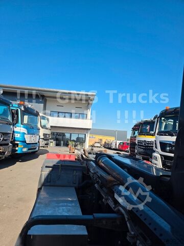 Roll-off tipper truck MAN TGX TG3 26.480 / Meiller Funk / Lenkachse
