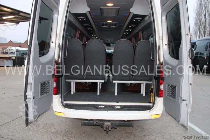 Minibus VW Crafter / 7.4m / Airco / Sprinter / Daily