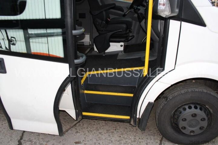 Minibus VW Crafter / Sprinter / Daily / 7.4m / Airco / 19+...