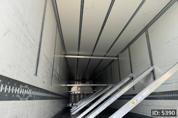 Kühl-/Tiefkühltransport Krone SD / Disk brakes / Thermoking SLXI300 / Palletb...