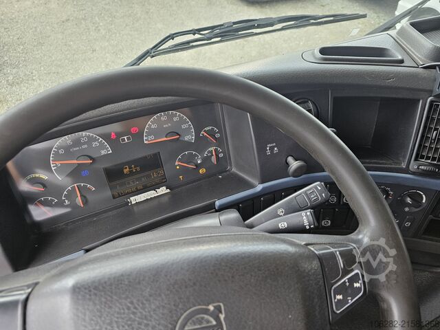 Abrollkipper Volvo FH520 6x4 Multilift SAWO 20T