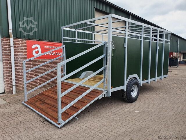 Viehtransport  Veewagen voor 6 a 7 koeien