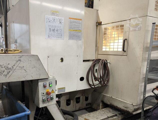 Vertikales Bearbeitungszentrum OKUMA MX 55 VB