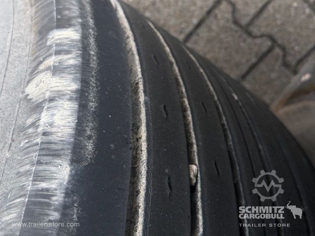 Auflieger mit Pritsche & Plane Schmitz Cargobull Curtainsider Mega