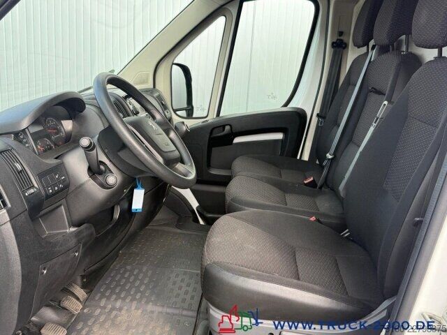Kastenwagen Peugeot Boxer 335 2.2 HDi Premium Hoch+Lang Klima 3Sitze
