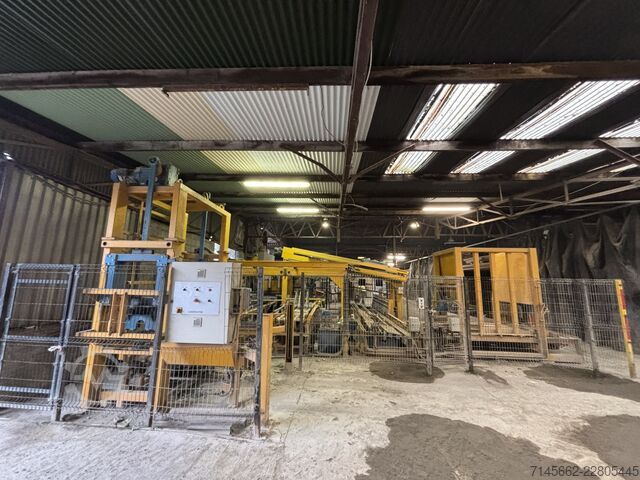 Concrete press coote 