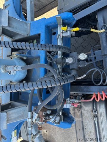 Kipper Auflieger FLIEGL 20/30/40 Fuß Kipper + Silo