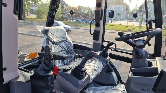 Baggerlader Hidromek HIDROMEK HMK 102B Strasenzulasung MotorPerkins