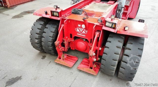 Container stacker CVS Ferrari 365