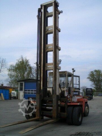 Container stacker Sevetruck 2x Vorhanden
