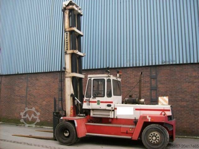Container stacker Sevetruck 2x Vorhanden