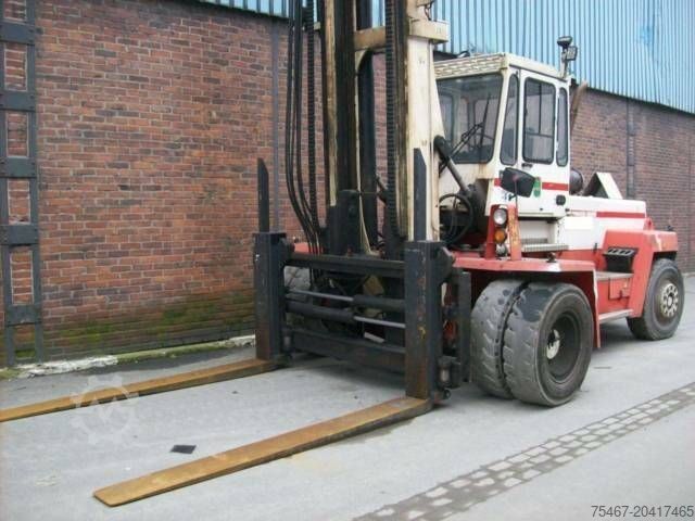 Container stacker Sevetruck 2x Vorhanden