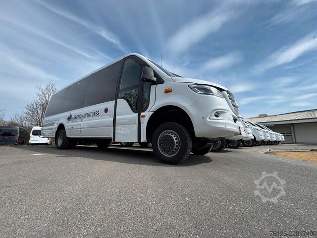 Kleinbus MERCEDES-BENZ 519  Allrad 4 x 4  20 / 23 Sitzer schnelle Liefe