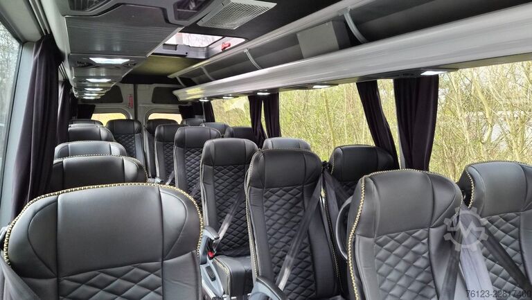 Kleinbus MERCEDES-BENZ 519  Allrad 4 x 4  20 / 23 Sitzer schnelle Liefe