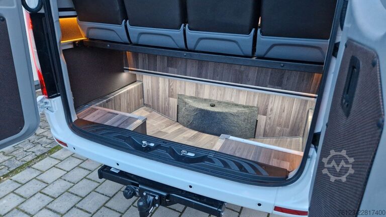 Kleinbus MERCEDES-BENZ 519  Allrad 4 x 4  20 / 23 Sitzer schnelle Liefe