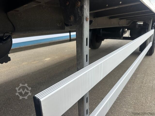 Box trailer  KFB Jessen  Iso Kofferanhänger durchladbar LBW 2