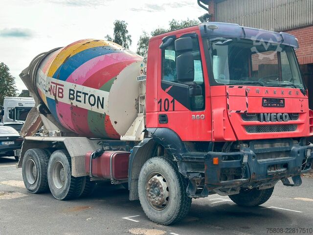 Concrete mixer truck IVECO Trakker AD260T36B 6x4 Betonmischer
