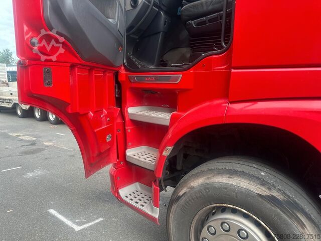 Standard tractor unit DAF XF530 Euro6e Space Cap Kipphydraulik ACC Waage