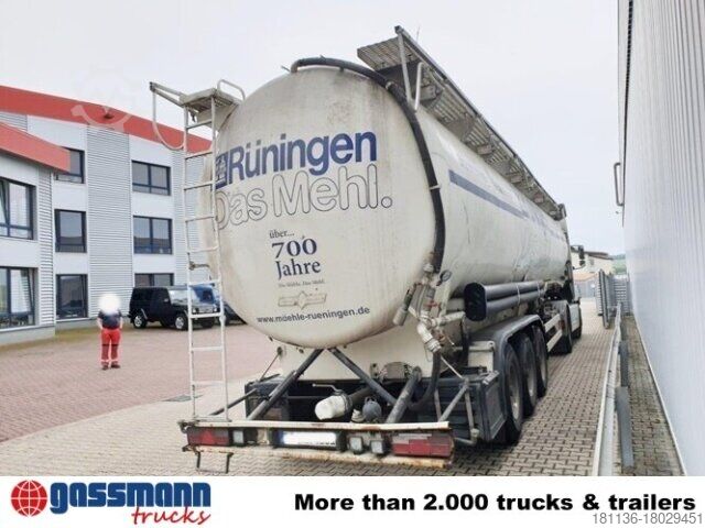 Silo semitrailer Spitzer SF 2455/4 UN PM Siloaufliger ca. 55m³