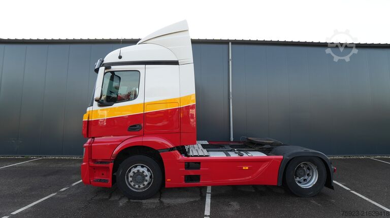 Standard-SZM Mercedes-Benz Actros 1942 tractor unit