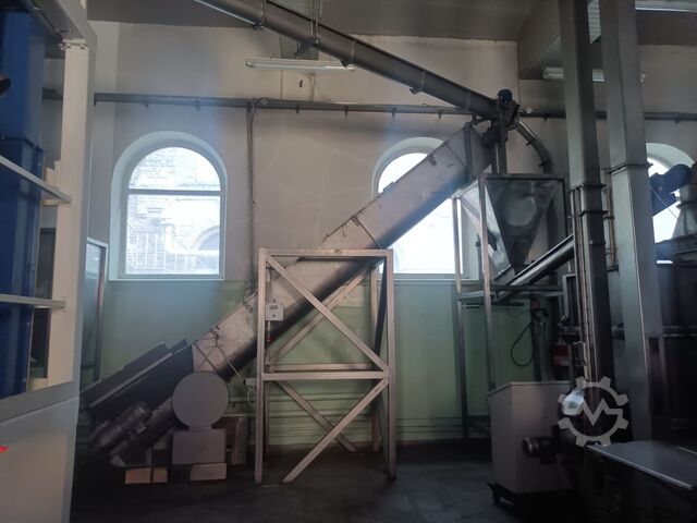 Landmaschine Kastenmüller cleaning and drying seeds 