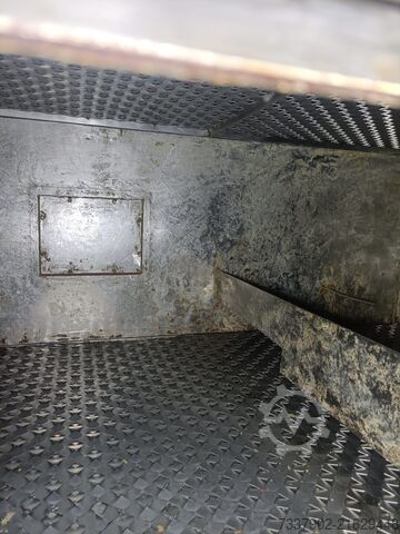 Landmaschine Kastenmüller cleaning and drying seeds 