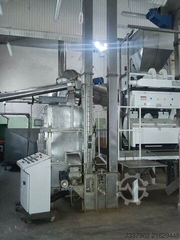 Landmaschine Kastenmüller cleaning and drying seeds 