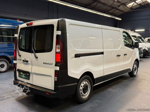 Kastenwagen RENAULT Trafic Kasten L2H1 Komfort Klima R-CAM LED AHK
