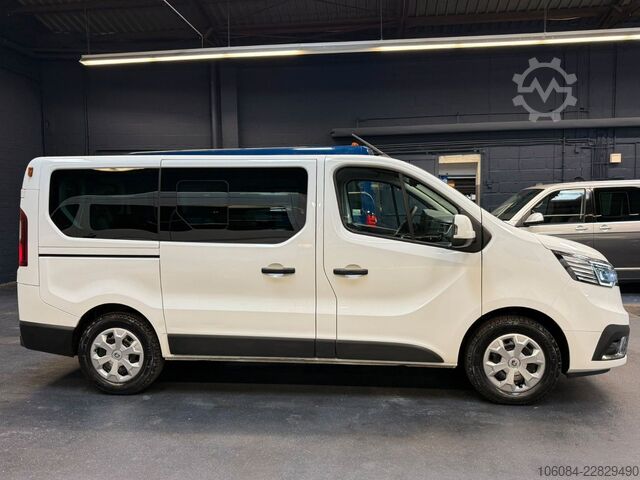 Kleinbus RENAULT Trafic Kombi L1H1 Life Style 8 Sitze AC LED PDC