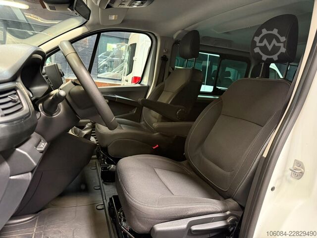 Kleinbus RENAULT Trafic Kombi L1H1 Life Style 8 Sitze AC LED PDC