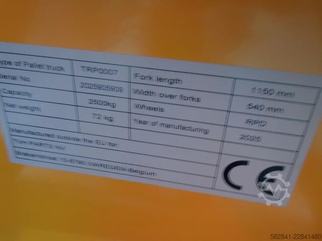 Electric low-lift pallet truck TVH TRP0007