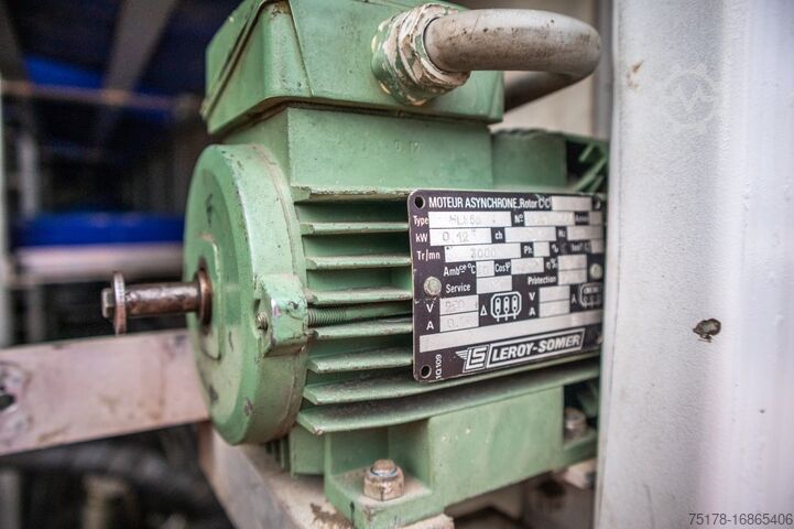 Box body RENAULT MIDLUM 180 DCI (8.5t)