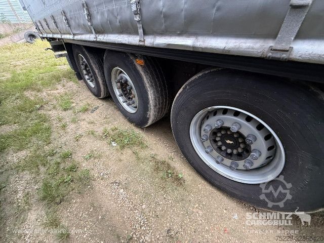 Auflieger mit Pritsche & Plane Schmitz Cargobull Curtainsider Standard