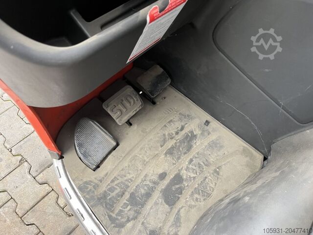 Schubmaststapler Linde R16HD-01