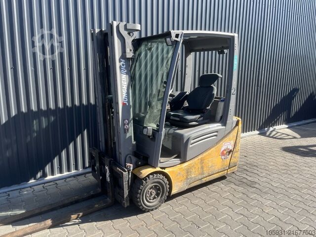 Elektro 3 Rad-Stapler Jungheinrich EFG216