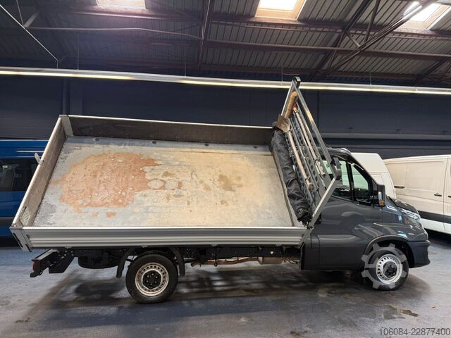 Transporter mit Kipper IVECO Daily 35S18 3,0l 3 Seiten Kipper KLIMA AHK 3,5T