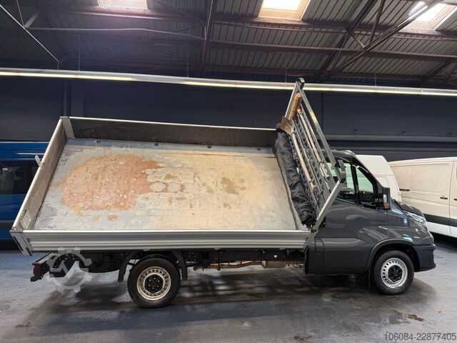 Transporter mit Kipper IVECO Daily 35S18 3,0l 3 Seiten Kipper KLIMA AHK 3,5T