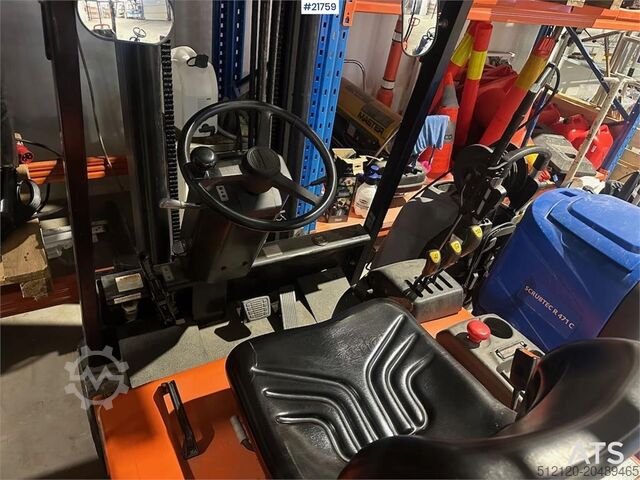 Gabelstapler Daewoo B20T truck w/ 4.5 m lift height