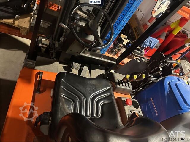 Gabelstapler Daewoo B20T truck w/ 4.5 m lift height