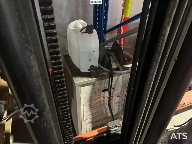 Gabelstapler Daewoo B20T truck w/ 4.5 m lift height