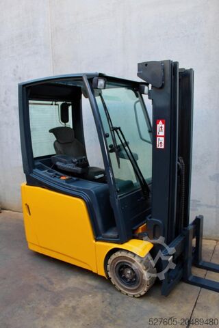 Gabelstapler Jungheinrich EFG 216k 450 DZ