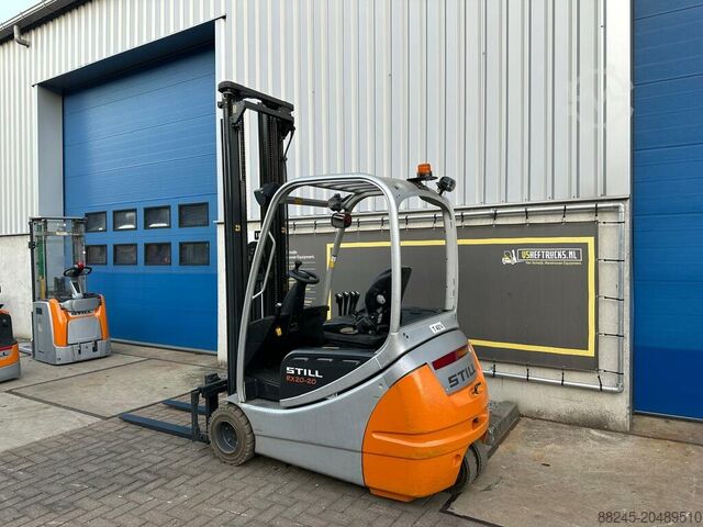 Elektrischer Triplex-Gabelstapler Still RX20-20 mit Seitenschub und Freihub STILL RX20-20